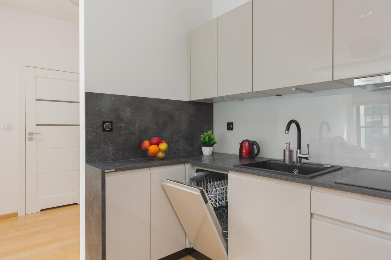 Dzielna Apartment Warsaw Wola By Noclegi Renters Экстерьер фото